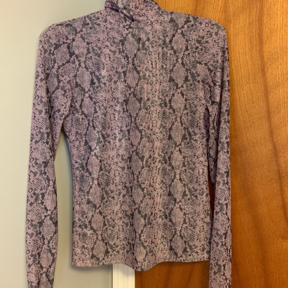 Cinq a Sept Python Turtleneck Sz XS NWOT - Picture 13 of 13